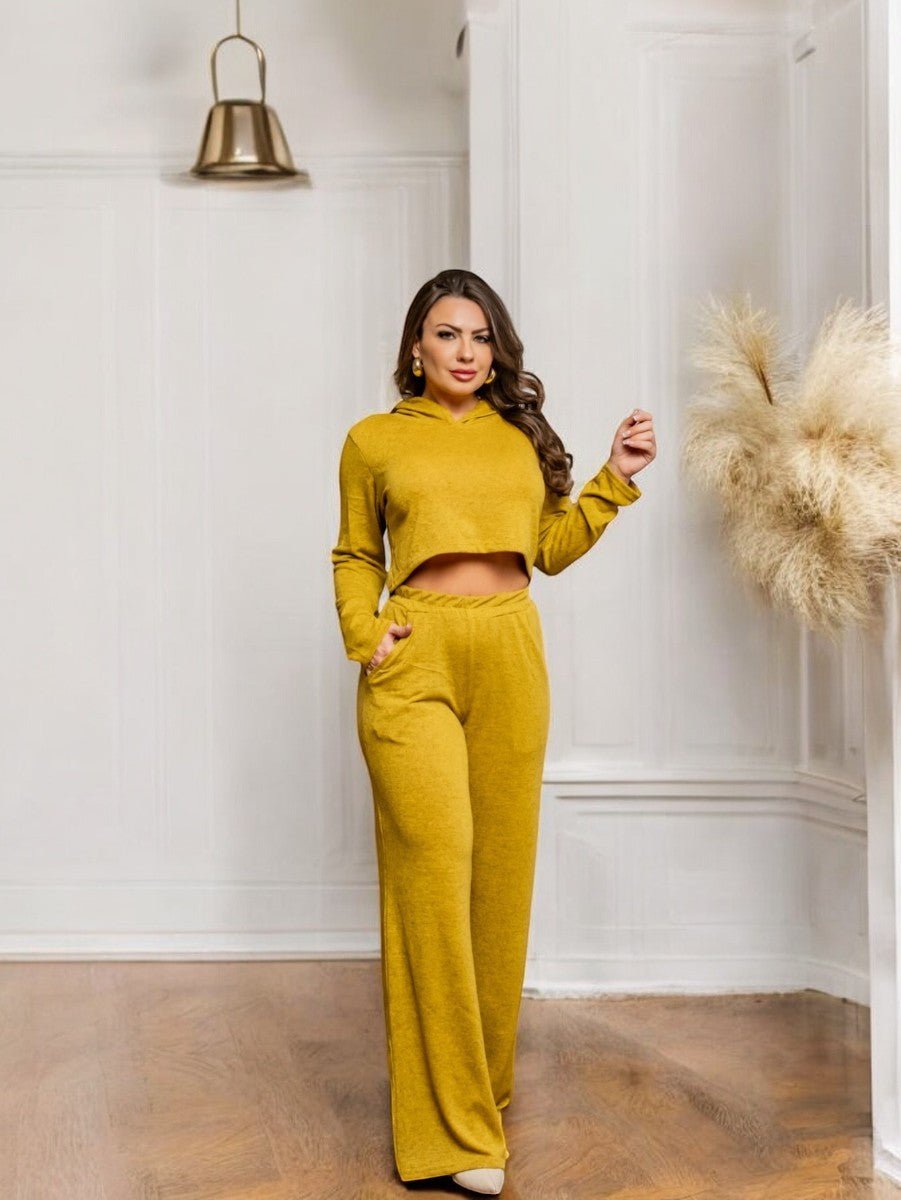 Conjunto Feminino Lãzinha com Capuz – Blusa e Calça Pantalona | Tamanhos P e M - Momobr