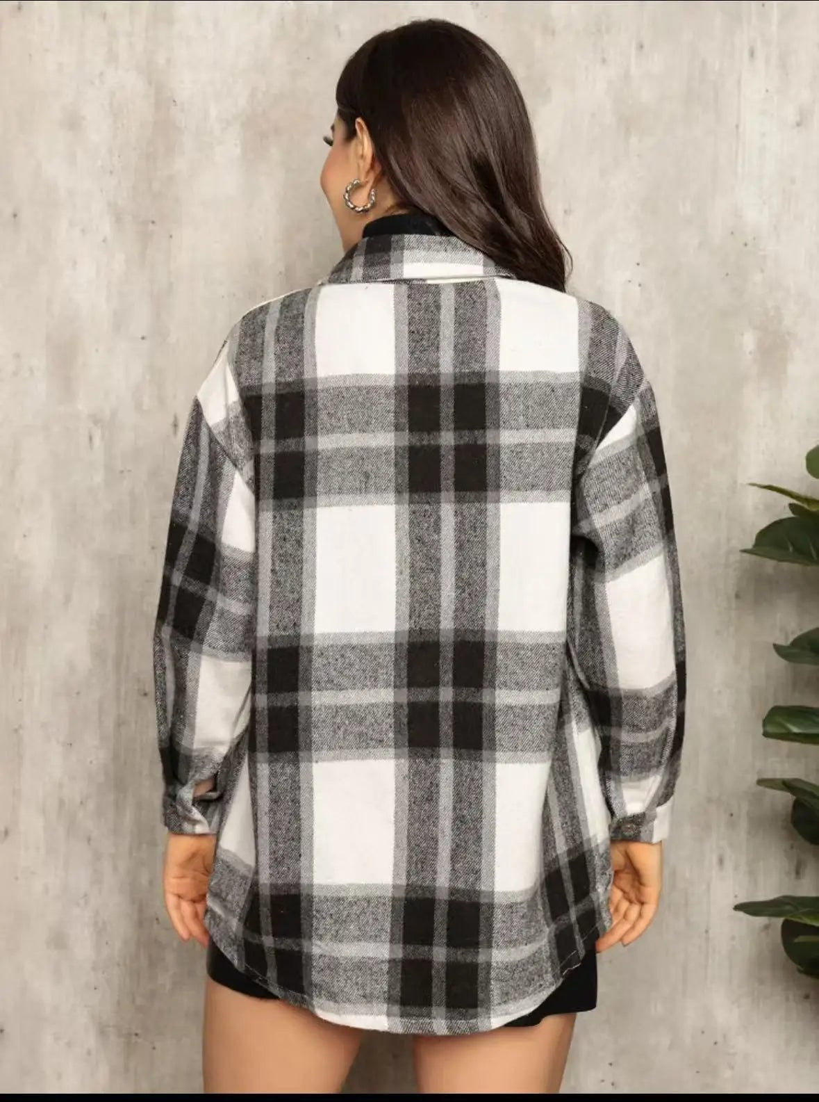 Jaqueta Camisa Xadrez Feminina Oversized em Flanela – Moda Outono/Inverno, Estilo Urbano e Confortável - Momobr