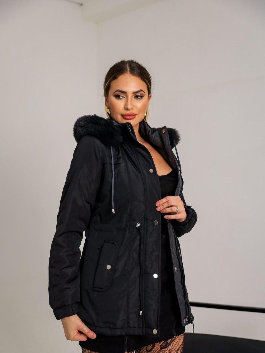 Jaqueta Parka Feminina Pelinho Capuz Inverno Com Bolso - Momobr