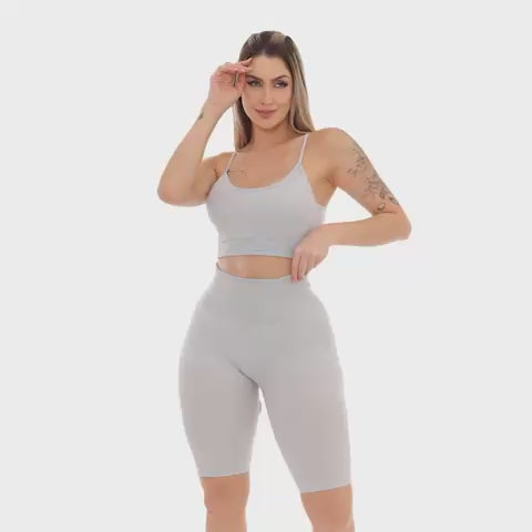 Conjunto Fitness Feminino Top e Bermuda Empina Bumbum – Cinza Claro | Tamanho Único 36 ao 40
